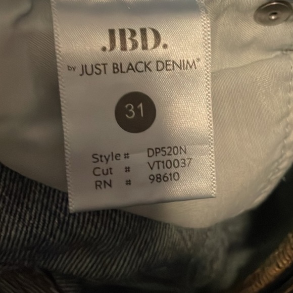 Just Black Denim - Picture 3 of 10